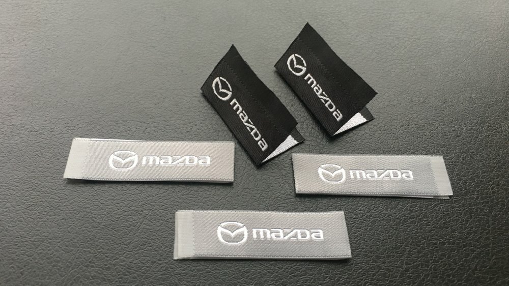 Жаккардовые бирки для одежды Жаккардовые бирки для одежды